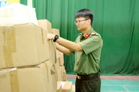 Bắc Ninh: Thưởng nóng 80 triệu đồng, vinh danh 7 đơn vị triệt phá đường dây sách giả quy mô lớn