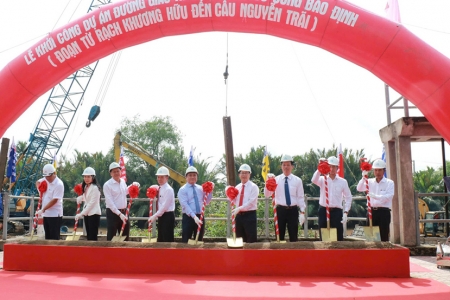 Đồng Tháp: Triển khai nhiều công trình, phần việc chào mừng Đại hội Đảng bộ lần thứ I