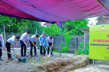 Hà Nội: Xây dựng nhà Đại đoàn kết - Tiếp nối hành trình chia sẻ yêu thương