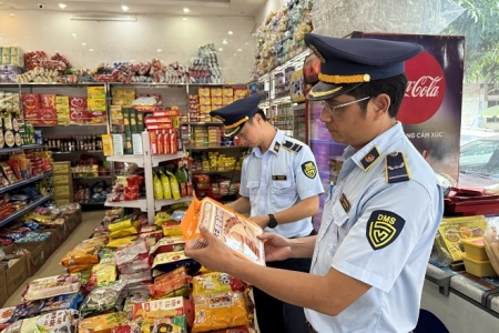 Đội QLTT số 1 Lạng Sơn xử lý nhiều vi phạm về nhãn mác và nguồn gốc hàng hóa