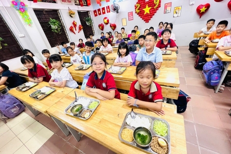 Nghiên cứu giải pháp đồng bộ bảo đảm an toàn thực phẩm học đường