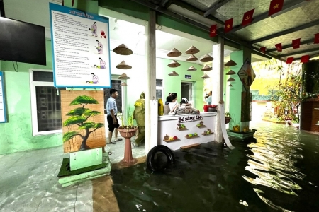 Hà Nội: Ghi nhận 30 trường học bị ngập nước sau hoàn lưu bão số 11