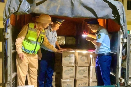 QLTT Hà Tĩnh: Tăng cường phòng chống buôn lậu, gian lận thương mại và hàng giả trong tình hình mới