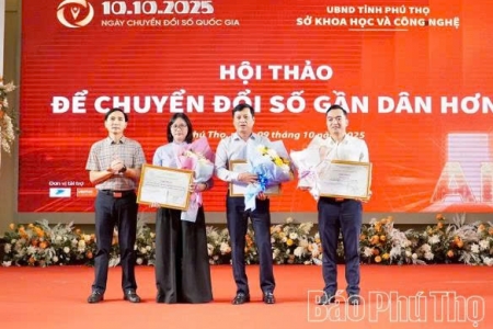Phú Thọ tổ chức hội thảo “Để chuyển đổi số gần dân hơn”