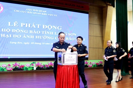Hải quan khu vực VI ủng hộ 100 triệu đồng hỗ trợ đồng bào Lạng Sơn sau bão số 11