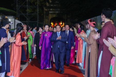 Thủ tướng: Lễ hội Văn hoá thế giới tại Hà Nội 'sẻ chia với đồng bào bị thiên tai'