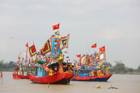 Hội quân trên sông Lục Đầu Lễ hội mùa Thu Côn Sơn - Kiếp Bạc năm 2025