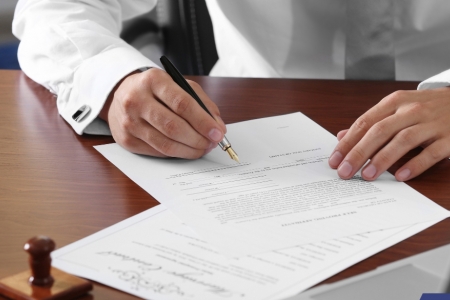 Bỏ công chứng, xác nhận độc thân khi mua bán nhà đất, ô tô nếu dữ liệu đã số hóa