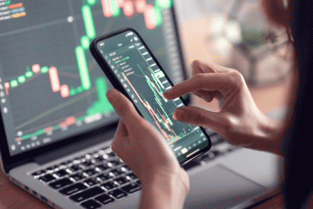 Chứng khoán phiên chiều 15/10: Cổ phiếu ngân hàng làm điểm tựa, VN-Index dao động quanh 1.758 điểm