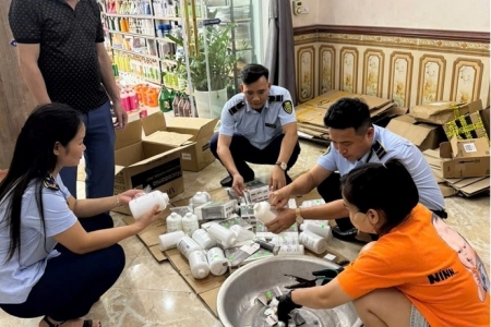 Phú Thọ: Xử phạt 8 triệu đồng một hộ kinh doanh, buộc tiêu hủy mỹ phẩm lậu