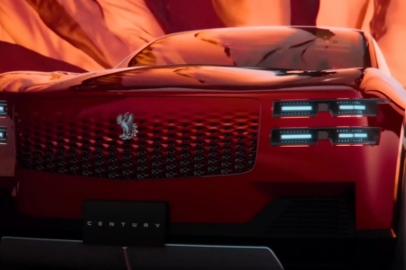 Century được Toyota tách thành thương hiệu riêng