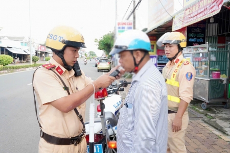Đồng Nai ra quân cao điểm xử lý vi phạm nồng độ cồn