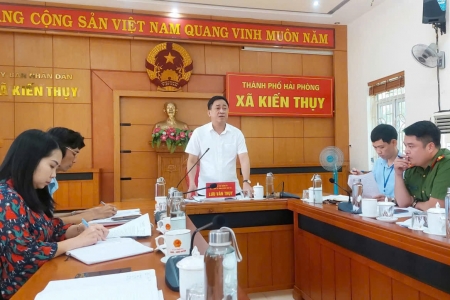 Xã Kiến Thụy tổ chức Hội nghị triển khai công tác bầu cử Trưởng thôn nhiệm kỳ 2025-2030