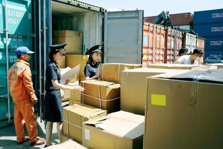 Cảnh báo buôn lậu qua biên giới Việt - Lào, Hải quan triệt phá nhiều vụ vi phạm tại cửa khẩu