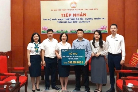 BIDV Lạng Sơn ủng hộ 500 triệu đồng giúp người dân khắc phục hậu quả bão số 11