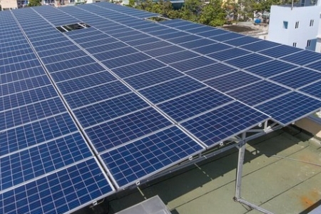 Bộ Công Thương đề xuất đơn giản hóa thủ tục lắp điện mặt trời mái nhà