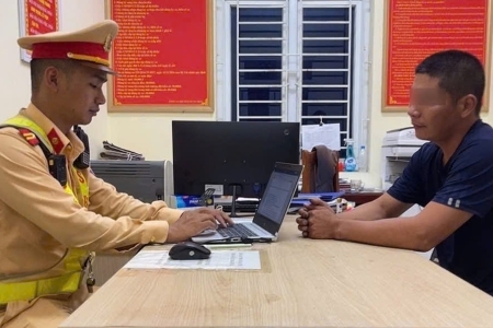 Hưng Yên: Xử phạt gần 60 triệu đồng tài xế xe đầu kéo dương tính chất ma túy