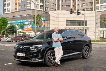 Chuyển sang VinFast VF 8 sau hai đời xe xăng, người dùng bị thuyết phục bởi chất lượng dịch vụ và sự cầu thị của hãng xe Việt