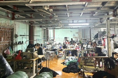 Hà Nội: Phát hiện cơ sở sản xuất hơn 16.000 sản phẩm giả mạo nhãn hiệu YONEX