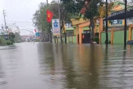 Hà Tĩnh: Hơn 18.400 học sinh vẫn phải nghỉ học do mưa lũ