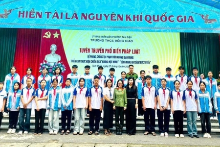 Công an phường Tam Điệp đẩy mạnh tuyên truyền Chiến dịch “Không một mình” – “Cùng nhau an toàn trực tuyến”