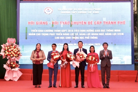 Hội giảng - Hội thảo chuyên đề cấp thành phố phát triển năng lực số, năng lực ngoại ngữ và năng lực STEM cho học