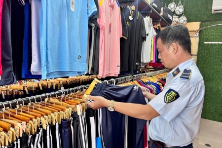 Siết chặt hậu kiểm – chìa khóa ngăn hàng giả bùng phát