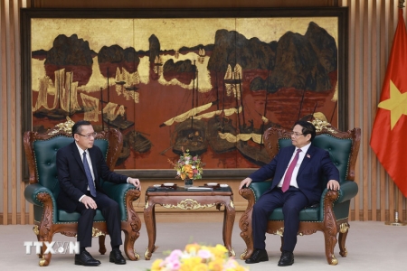 Việt Nam sẵn sàng đón nhận học sinh Lào ở biên giới sang học trường nội trú