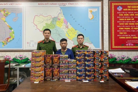 Hà Tĩnh: Triệt phá đường dây buôn bán pháo nổ trái phép
