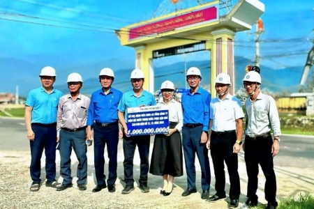 EVNGENCO3 hỗ trợ 1 tỷ đồng giúp EVNCPC khắc phục hậu quả bão lũ