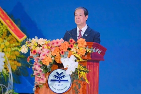 Bộ trưởng Bộ Giáo dục và Đào tạo: Kỷ niệm ngày 20/11 năm nay có nhiều nét đặc biệt