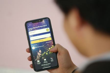 TP. HCM tuyên truyền, vận động người dân góp ý văn kiện Đại hội XIV của Đảng qua ứng dụng VNeID