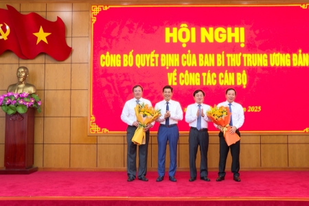 Tây Ninh công bố quyết định của Ban Bí thư về công tác cán bộ