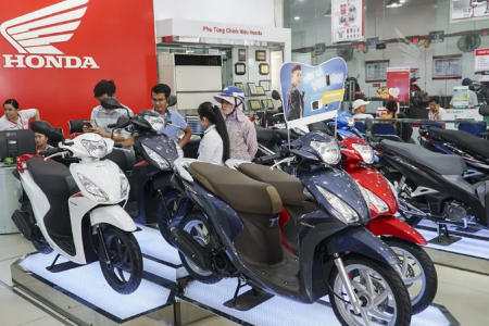 Sớm ban hành bảng giá tính lệ phí trước bạ ô tô, xe máy 2026