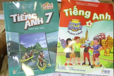 Triệt phá đường dây sách giả quy mô lớn tại Hà Nội, khởi tố 6 bị can