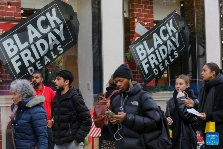 Mua sắm thông minh hay sập bẫy tâm lý giảm giá trong ngày Black Friday?