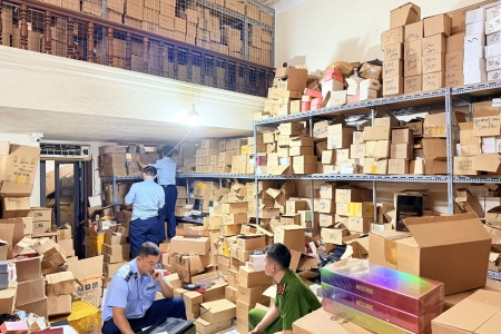 Hà Nội quyết liệt chống buôn lậu, hàng giả: Giữ vững kỷ cương thị trường dịp cuối năm