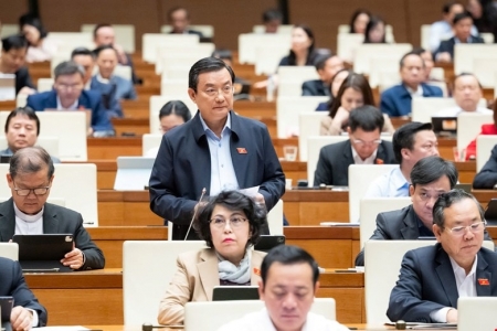 Đề xuất cấm tuyệt đối thuốc lá điện tử, thuốc lá nung nóng và khí N2O