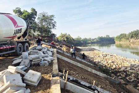 Bắc Ninh: Đẩy nhanh tiến độ xử lý sự cố sạt lở bờ bãi sông Thương