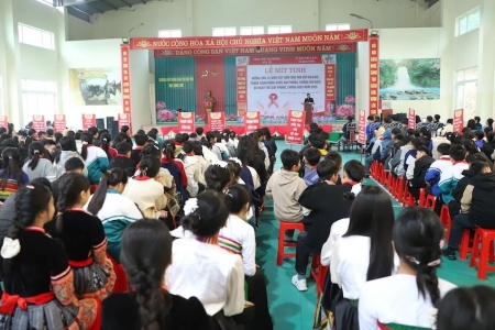 Thanh Hóa mít tinh hưởng ứng 35 năm Việt Nam ứng phó với HIV/AIDS