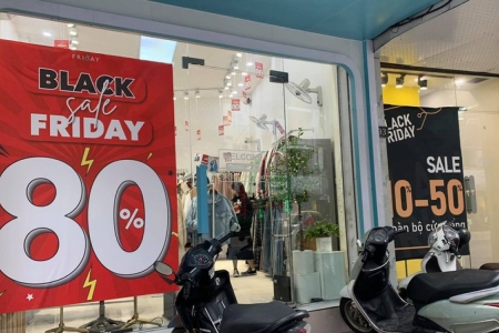 Khuyến mãi đầy đường, người mua thưa thớt: Cần một liệu pháp mạnh chống sale ảo