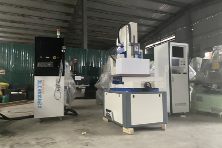 Phát hiện nhiều vi phạm trong hoạt động nhập khẩu máy móc đã qua sử dụng