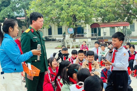 Bắc Ninh: Tuyên truyền truyền thống Quân đội nhân dân Việt Nam cho học sinh