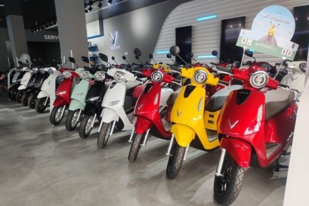 VinFast chính thức đưa xe máy điện lên nền tảng bán hàng trực tuyến