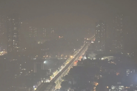 Hà Nội ô nhiễm không khí nghiêm trọng, đứng đầu thế giới trong tối 7/12