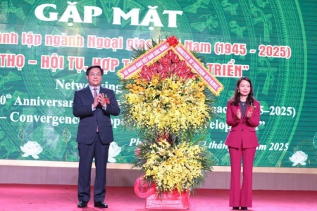 Gặp mặt “Phú Thọ - Hội tụ, hợp tác và phát triển” nhân 80 năm thành lập ngành Ngoại giao Việt Nam