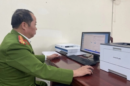 Công an Thanh Hóa đẩy nhanh tiến độ số hóa dữ liệu phương tiện, giấy phép lái xe
