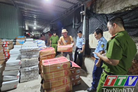 Tây Ninh phát hiện 15 tấn sản phẩm động vật đông lạnh không rõ nguồn gốc xuất xứ