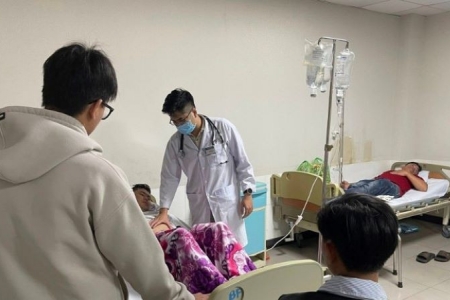 Cục An toàn thực phẩm chỉ đạo khẩn cấp điều tra vụ nghi ngộ độc sau khi ăn bánh mì tại Lâm Đồng