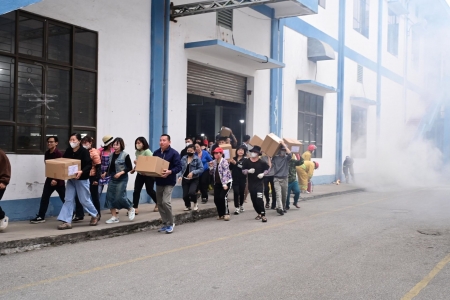 Diễn tập phòng cháy chữa cháy và cứu hộ tại Cụm công nghiệp Vĩnh Niệm